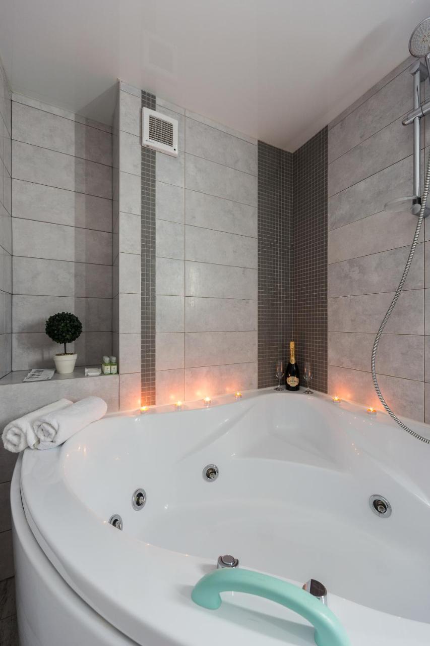 Langery Residence Central Apartments Odessa Zewnętrze zdjęcie
