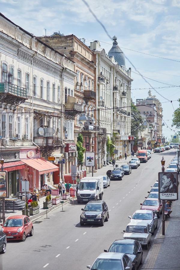 Langery Residence Central Apartments Odessa Zewnętrze zdjęcie