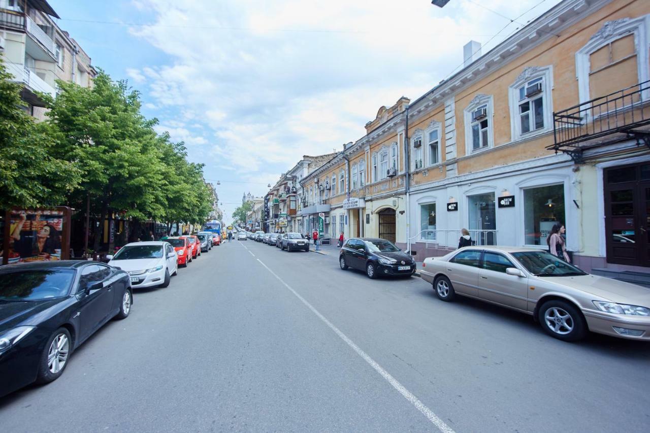 Langery Residence Central Apartments Odessa Zewnętrze zdjęcie